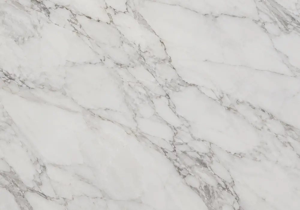 Crema Delicato slabs in calm cream and ivory grades with polished and honed finishes, fine taupe veins and UAE tile samples.