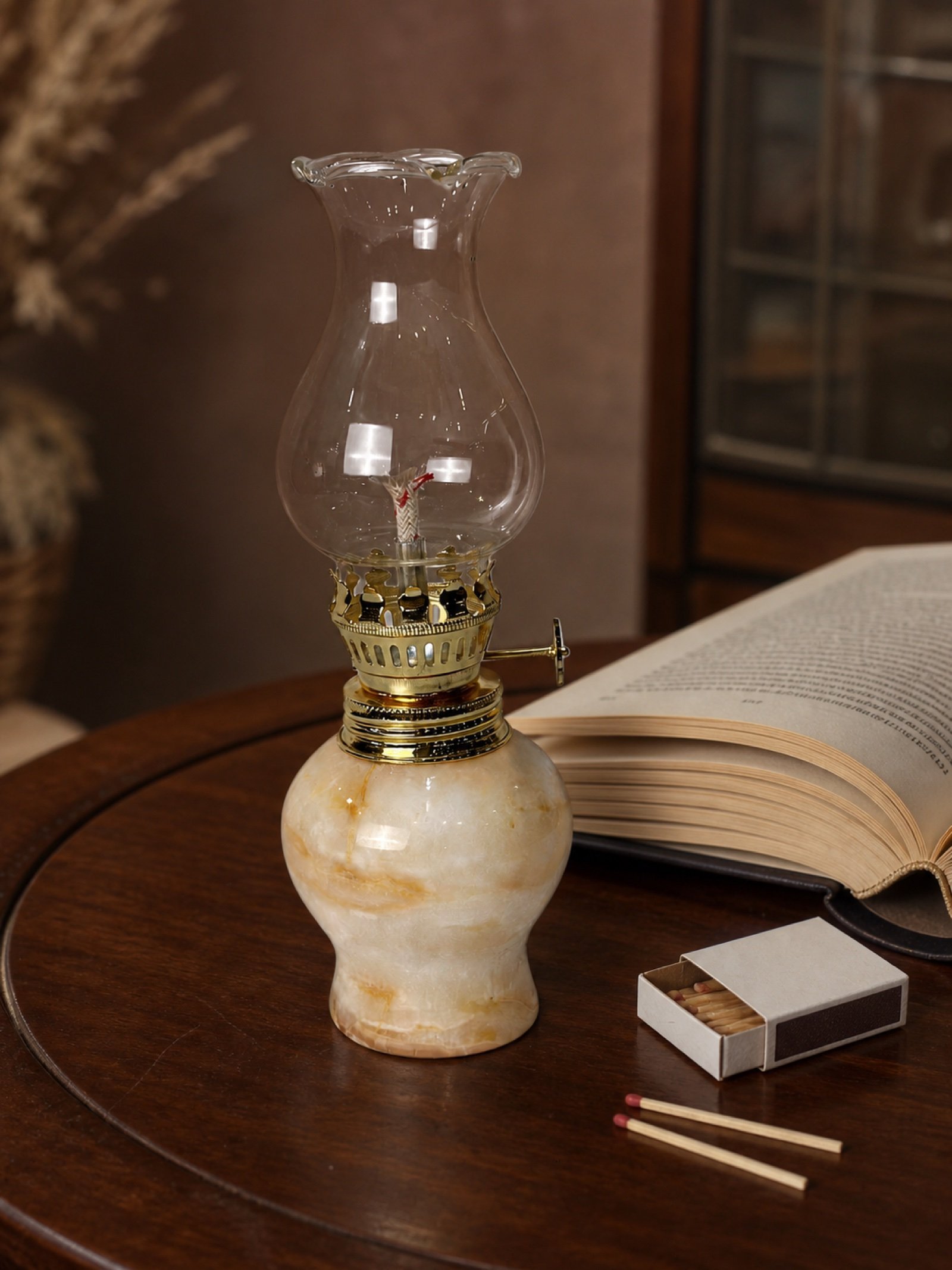 Cream Oil Lamp - Image 3