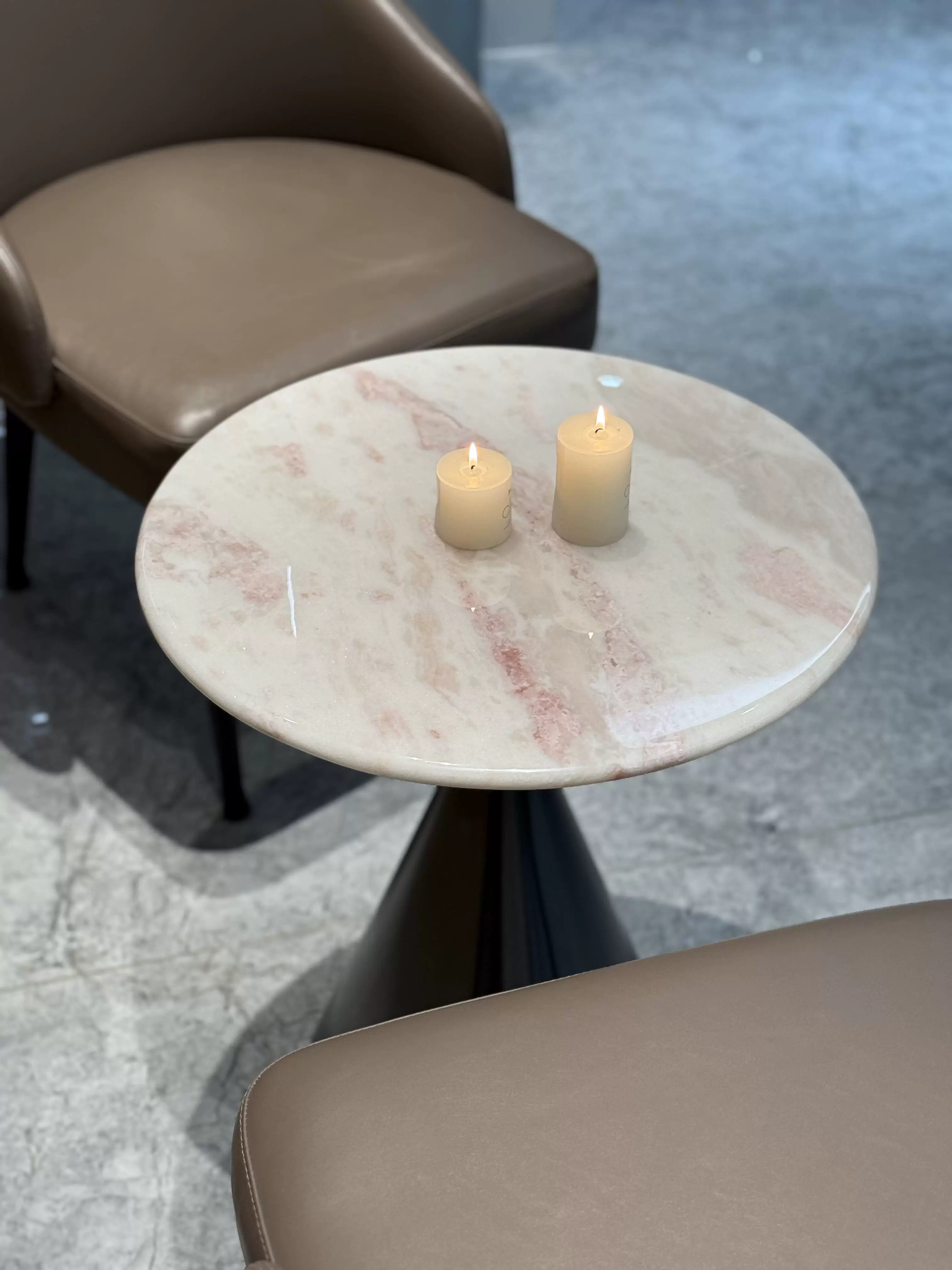 Natural stone furniture design reference