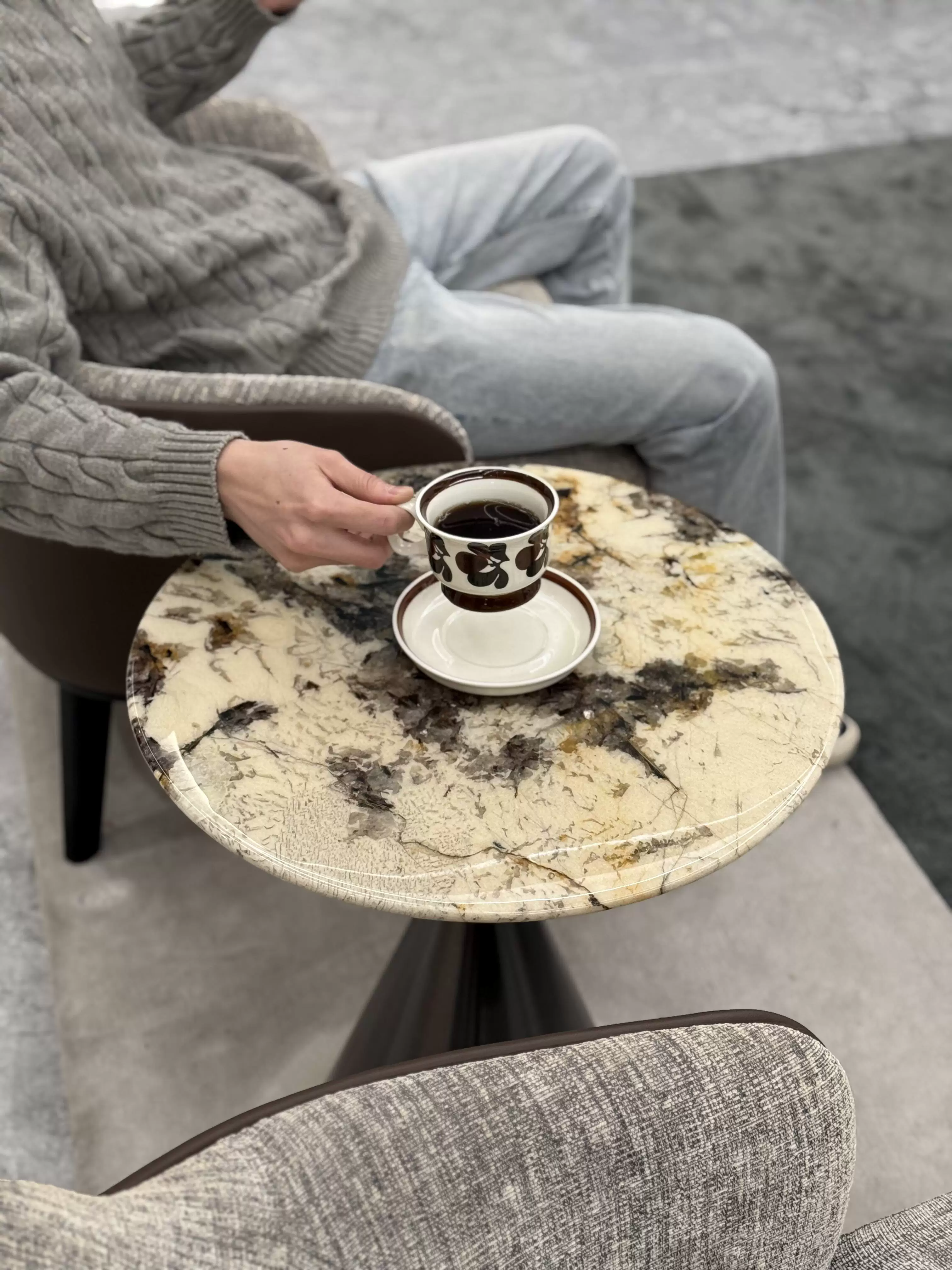 Natural stone furniture design reference
